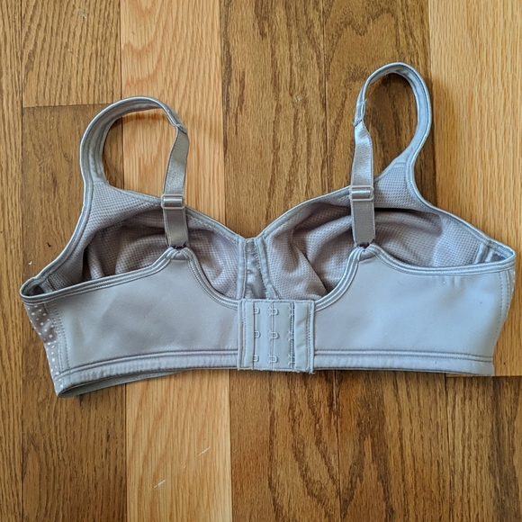 Playtex No wire 38C - Picture 2 of 5